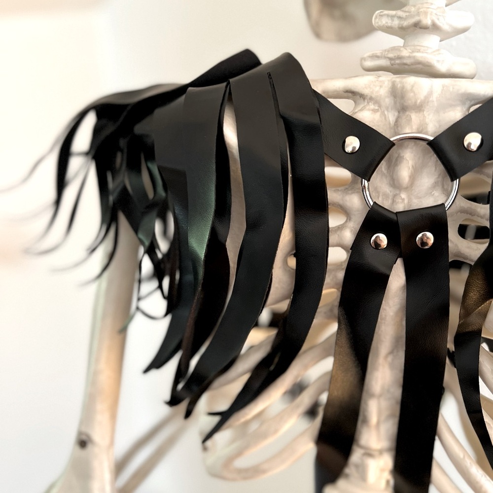 NWOT RARE Black vegan leather body harness with shoulder fringe — Dolls Kill - Picture 2 of 6